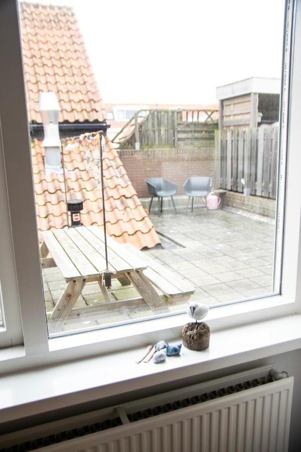 Huisje De Strandjutter Katwijk aan Zee Eksteriør billede
