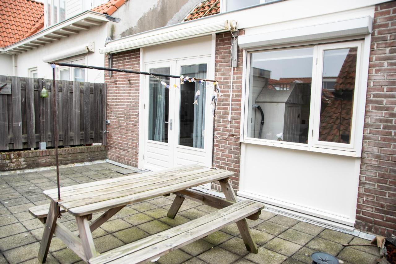 Huisje De Strandjutter Katwijk aan Zee Eksteriør billede