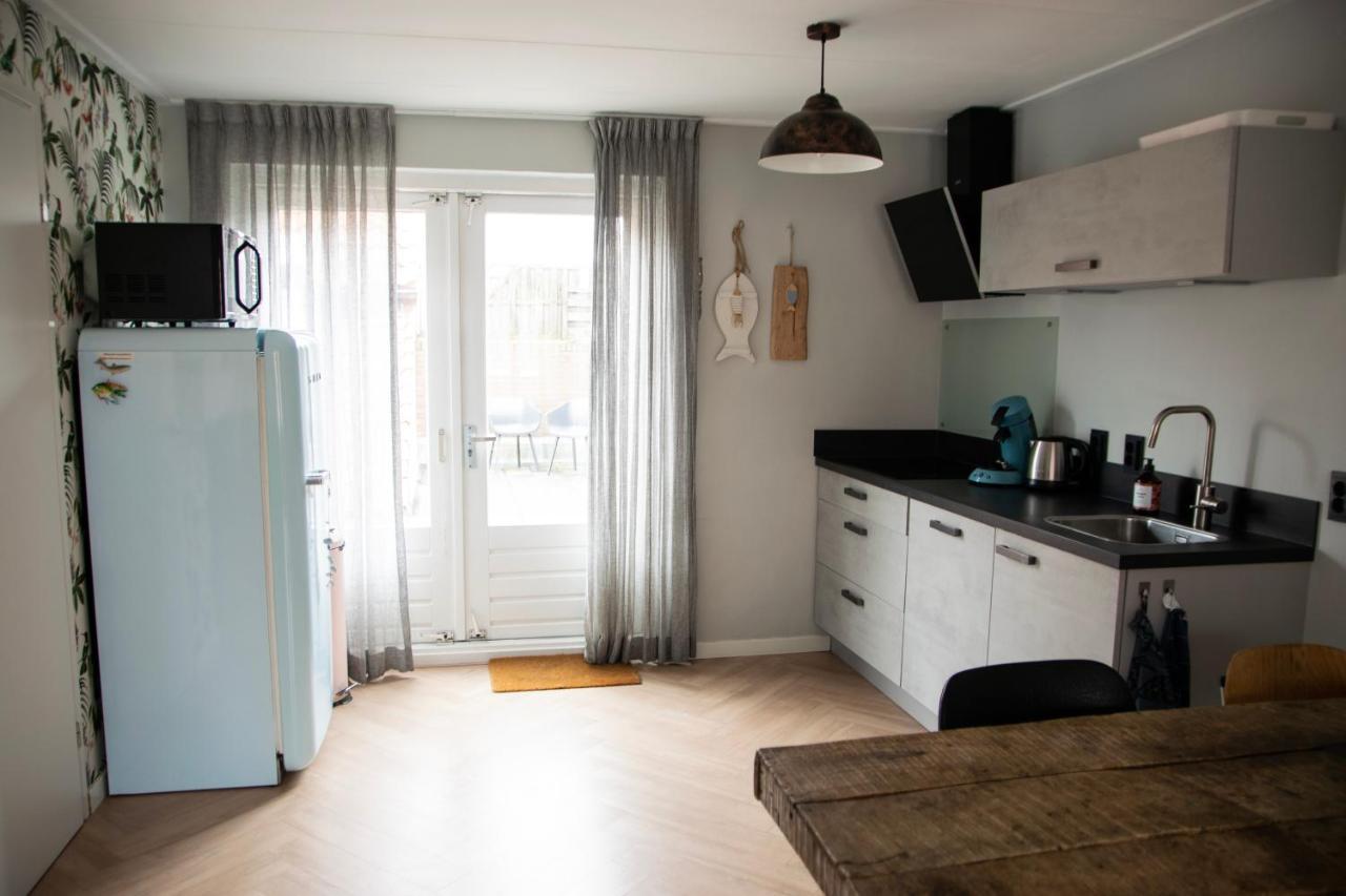 Huisje De Strandjutter Katwijk aan Zee Eksteriør billede